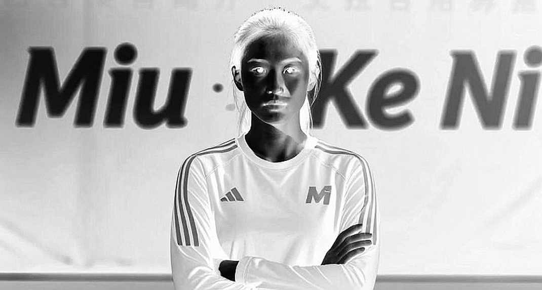 Kipchoge vô địch Melbourne: chiến thắng là thật, kỷ lục thì có điều kiện