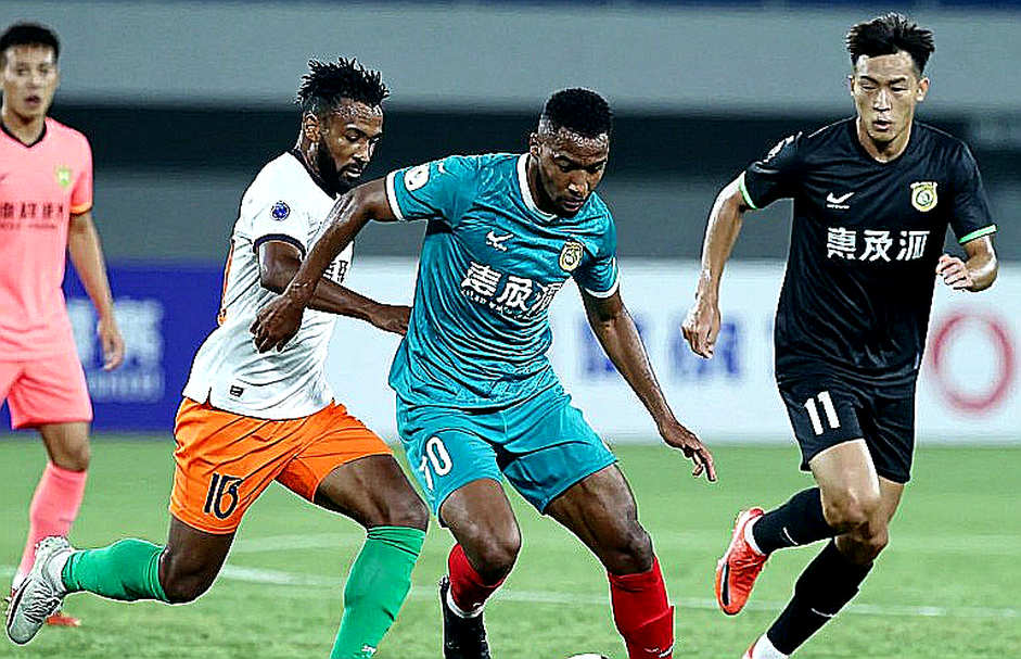 U23 Thái Lan và bài toán hàng thủ hở sườn trước U23 Hong Kong