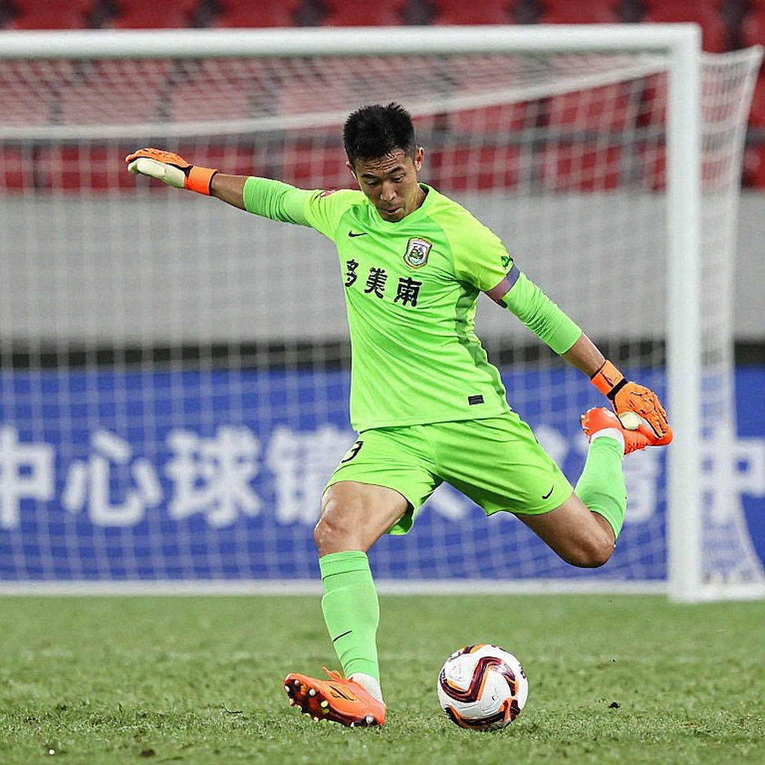 VAR tại V.League: Khoảng trống nằm ở điều lệ, không phải ở màn hình