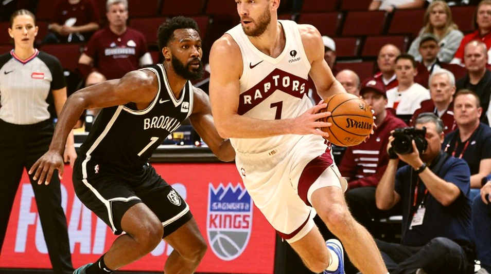 Alex Len và khoảng lặng ở Vitoria: Khi bóng rổ châu Âu không trả lời bằng tiếng còi Alex Len và khoảng lặng ở Vitoria: Khi bóng rổ châu Âu không trả lời bằng tiếng còi
