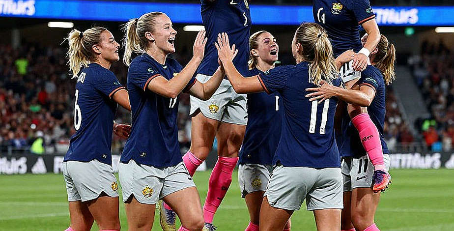 CAHN trước ngày ra quân ASEAN Champions Cup 2026/27: Một trung vệ vắng mặt, năm đôi chân mỏi và bài toán lịch thi đấu