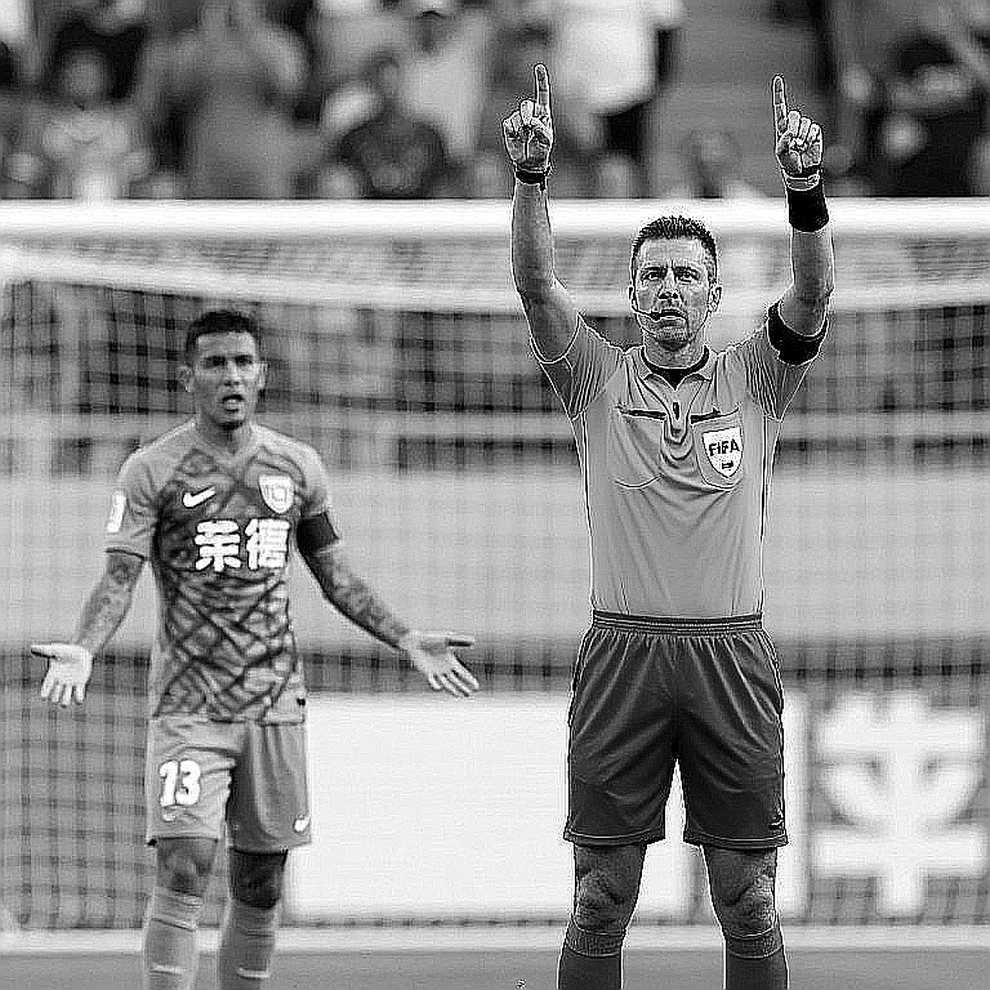 Ulrich chọn Đức, PSSI xoay sang Agustien: một lời hứa được công bố trước khi kịp tồn tại