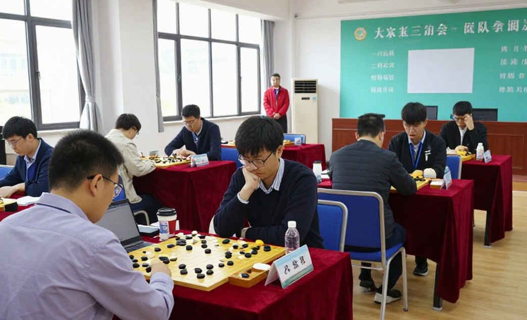 Nhánh trung tâm Italy 5.e5: Vũ khí của Sveshnikov và bài toán kiểm chứng