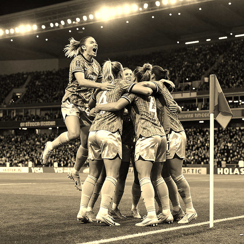 Europa League: Khi lịch thi đấu trở thành bảng giá chuyển nhượng