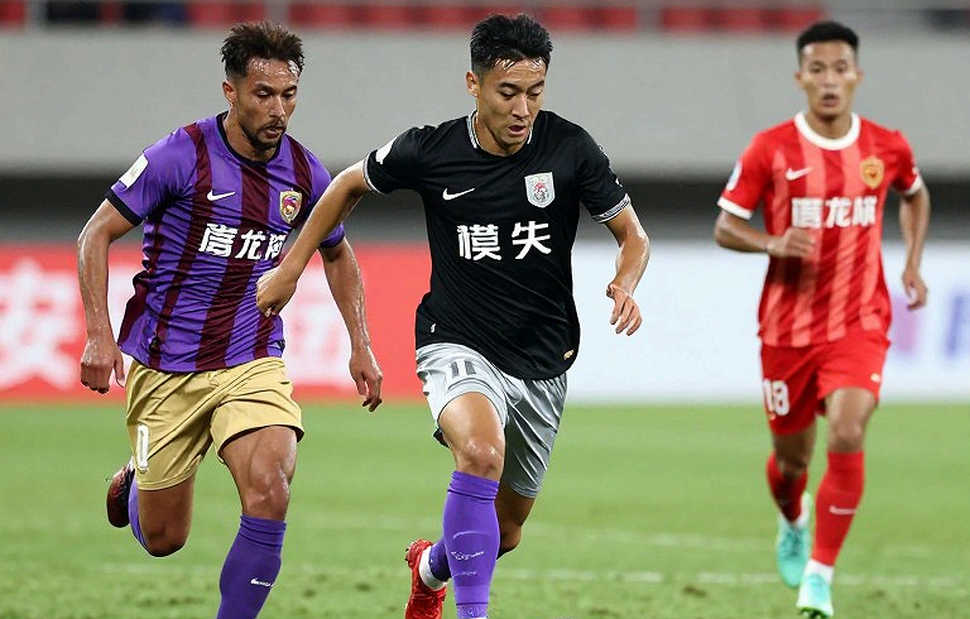 Việt Nam 0-2 Thái Lan: Căn bệnh cầm bóng vô hại và cái bẫy mang tên phục thù