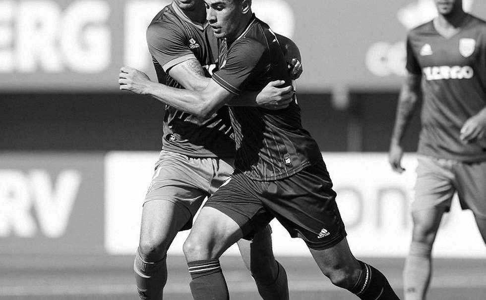 Varane giải mã Zidane: Khi quyền uy không đến từ tiếng nói lớn nhất
