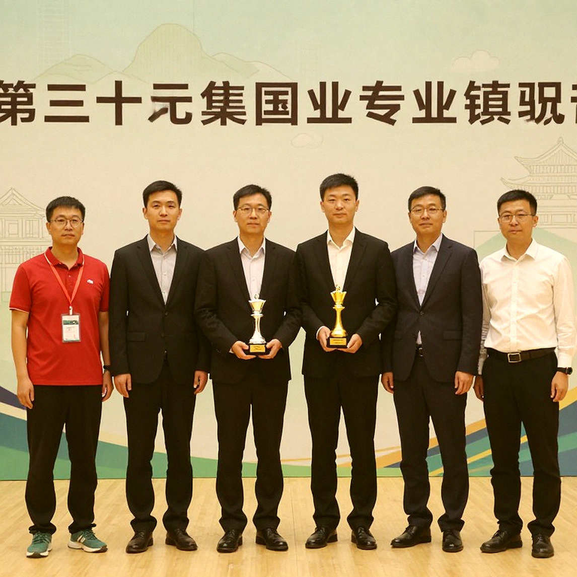 Lời công nhận của Carlsen và bài toán định dạng trong chuỗi thắng của Praggnanandhaa