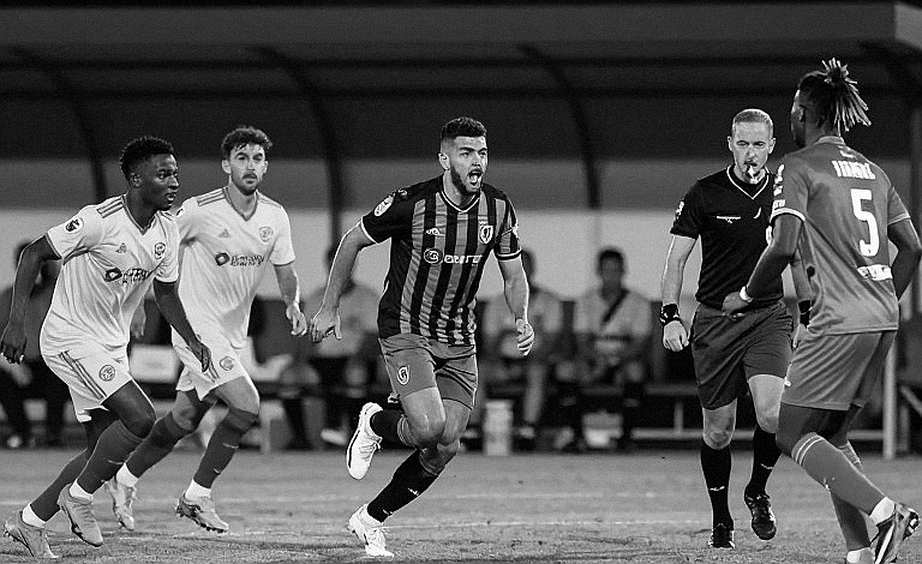 Một bàn của Fergus Tierney và mười hai năm Malaysia chờ đợi