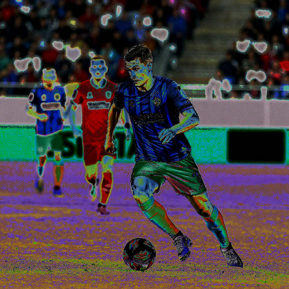 Foreign Striker's Hat-trick Gives Bac Ninh Club a Winning Start in the National Cup