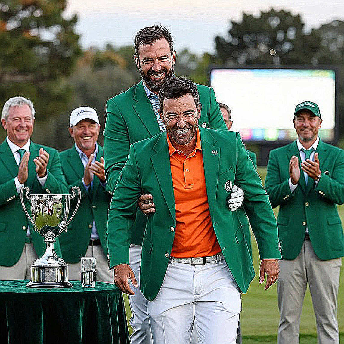 Bốn mươi lăm giây im lặng ở Medinah: điều Presidents Cup làm tốt hơn Ryder Cup